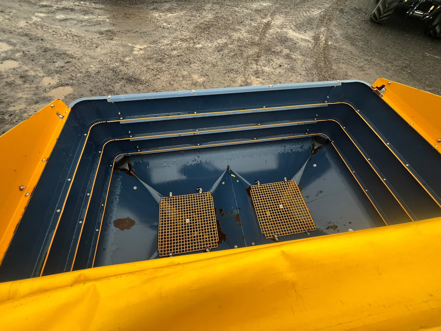 KRM Fertiliser Spreader